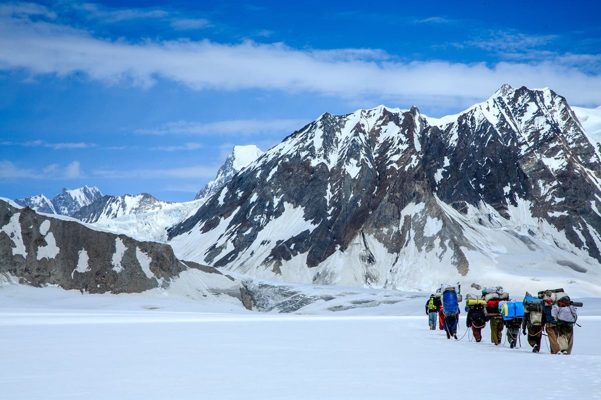 Snow Lake (Lukpe La) Trek - Biafo Glacier Basin Tour
