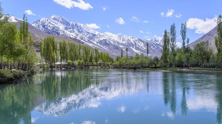 Phander Valley Tour