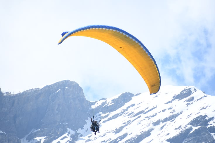 Tandem Paragliding above Hunza & Duikar - Hunza Valley Tour