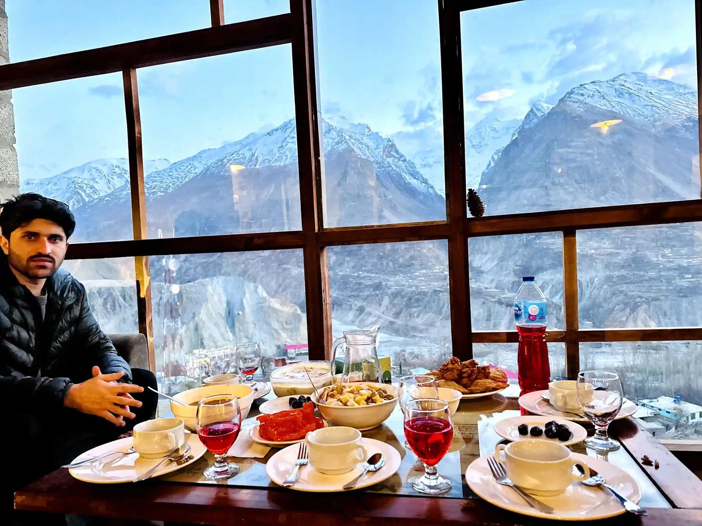 Old Hunza Adventures expedition photo 50 — Pakistan Karakoram mountains, treks and culture