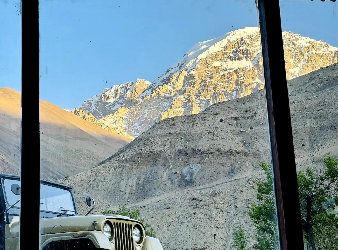 Old Hunza Adventures expedition photo 56 — Pakistan Karakoram mountains, treks and culture