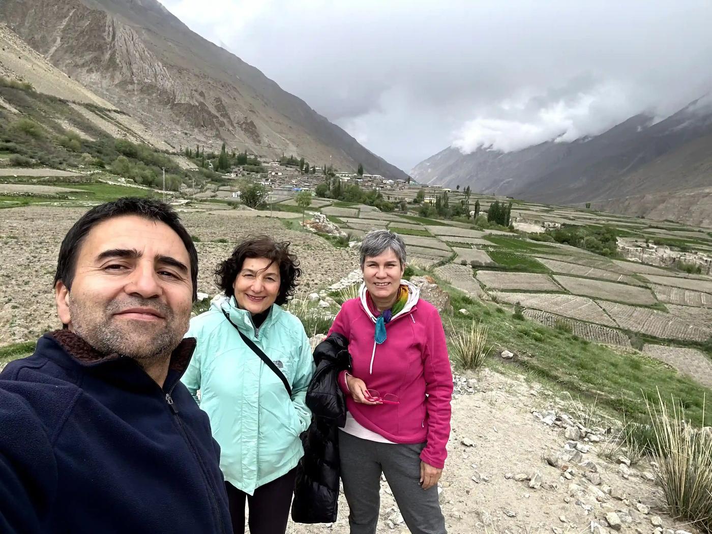 Old Hunza Adventures expedition photo 81 — Pakistan Karakoram mountains, treks and culture