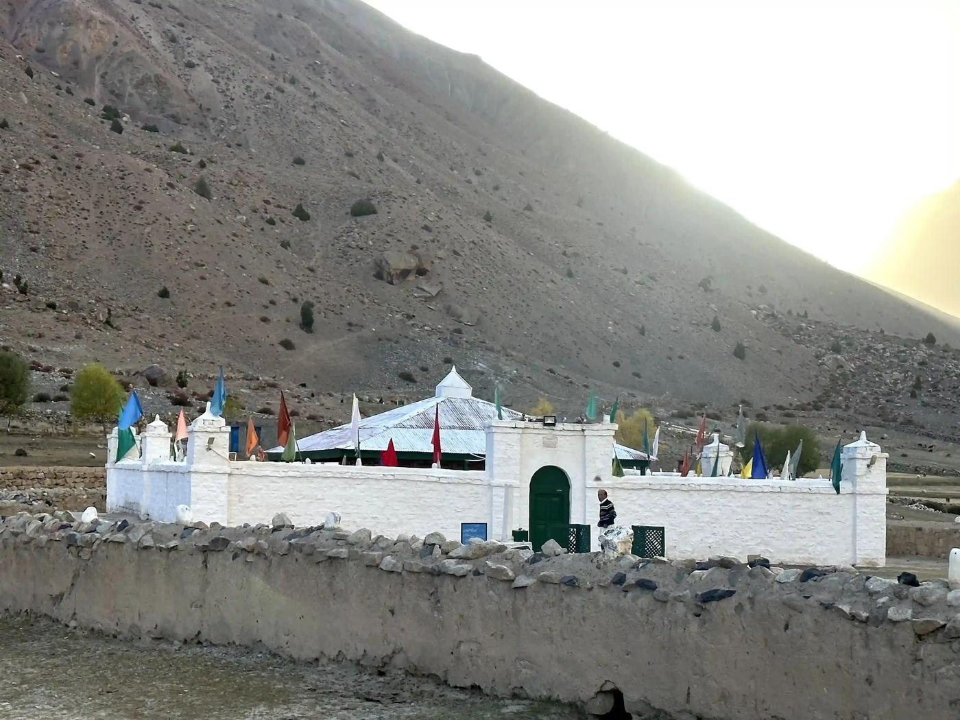 Old Hunza Adventures expedition photo 117 — Pakistan Karakoram mountains, treks and culture