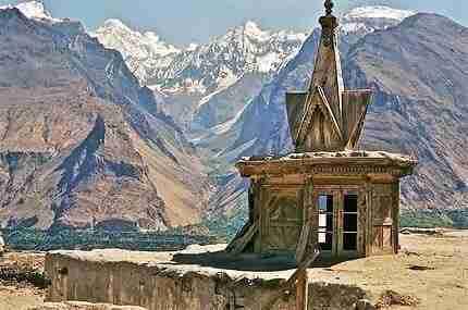 Old Hunza Adventures expedition photo 188 — Pakistan Karakoram mountains, treks and culture