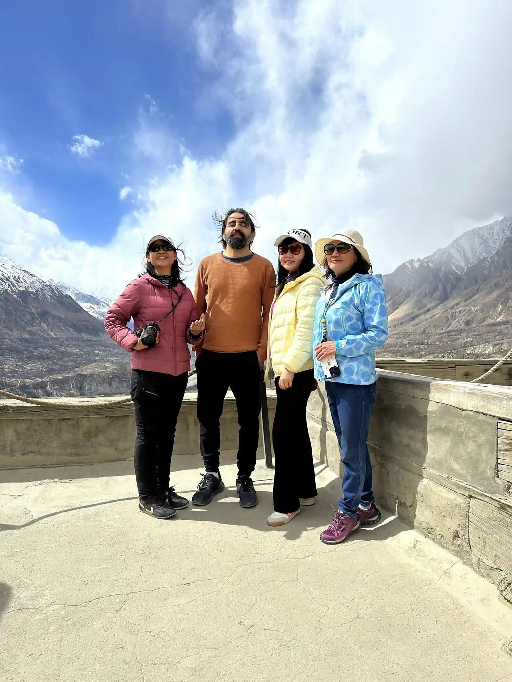 Old Hunza Adventures expedition photo 200 — Pakistan Karakoram mountains, treks and culture